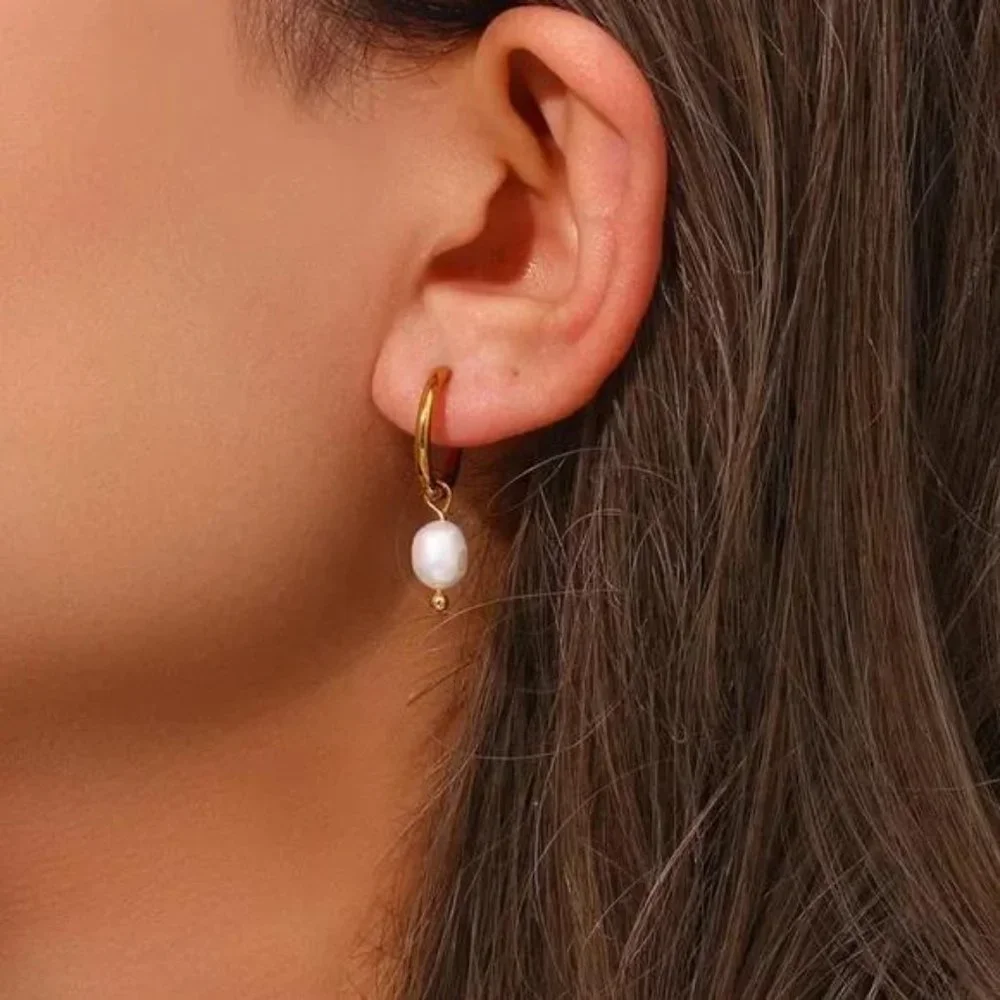 New 18K Gold Fresh Water Pearl Hoop Earrings, NICE EARRINGS, CUTE EARRINGS - Picture 2 of 7